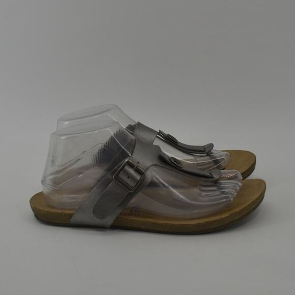 Blowfish Sandals Silver Metallic Thong Buckle Casual Silver 8.5 - Picture 6 of 11